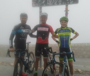 Vincent, Eric et Lucas au sommet du Mont Ventoux