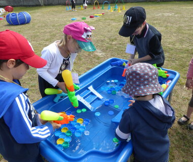 L'école en fête et en voyage scolaire