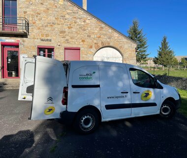 L'oiseau bleu de la Poste va se poser quelques mois à la Mairie