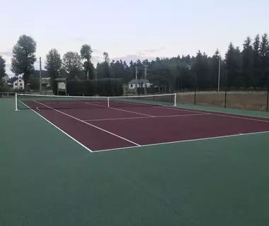 Le court de tennis va être couvert 